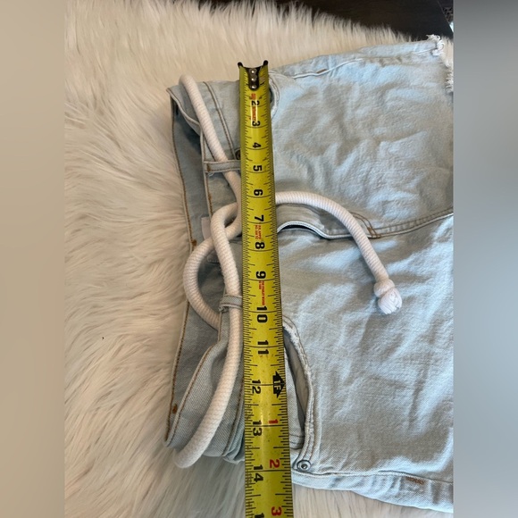 LOFT The Cut Off Light Denim Shorts with rope belt - size 2 - Picture 4 of 6